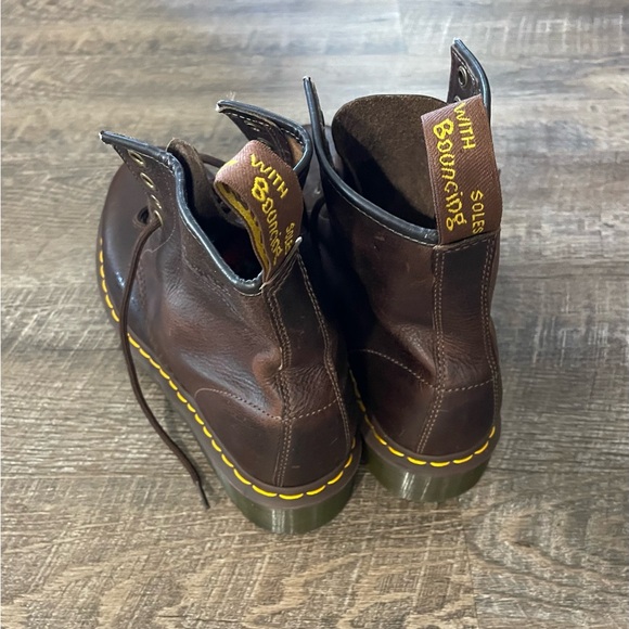 COPY - Unisex Leather Boots - Picture 3 of 5